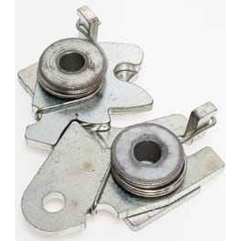 John Deere Alternative AL157575 Motora pārsega slēdzene