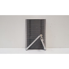 Gaisa kondicioniera radiators (Jauns) DENSO 84579699