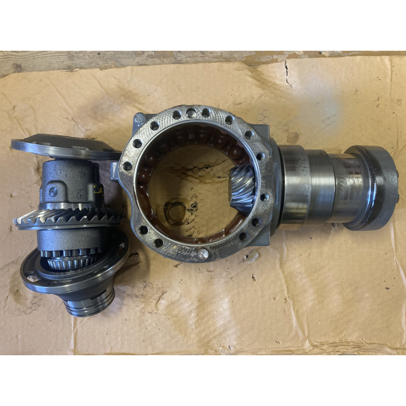 Дифференциал Fendt 700 Vario F743300020690 + F743300020680 - б/у